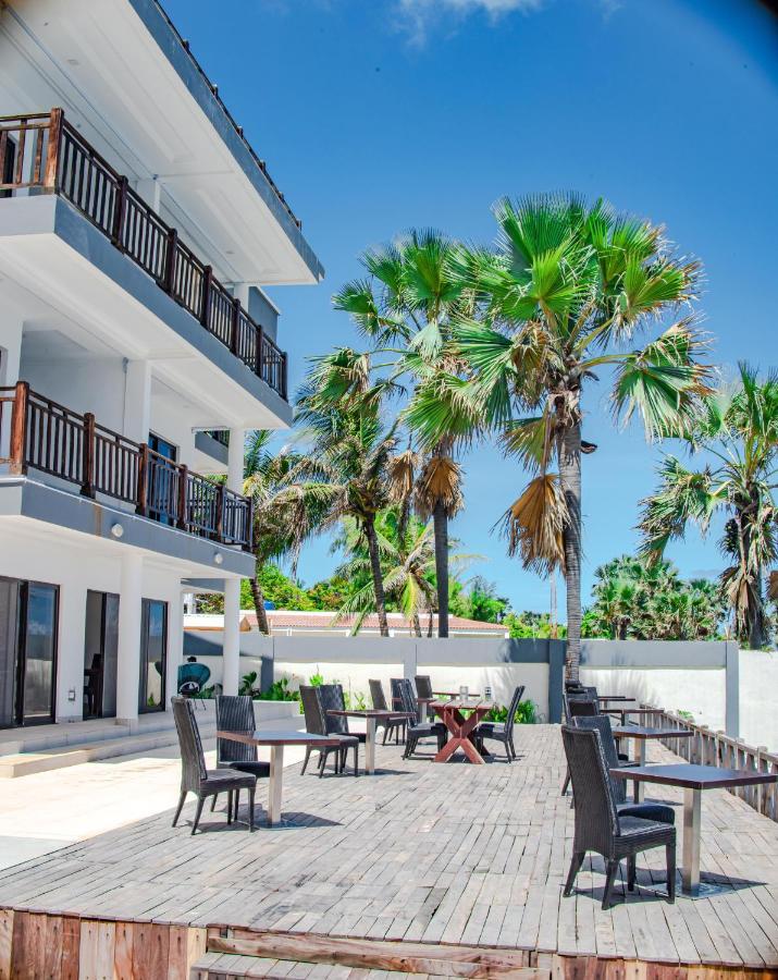 Majula Boutique Hotel Serrekunda Eksteriør bilde